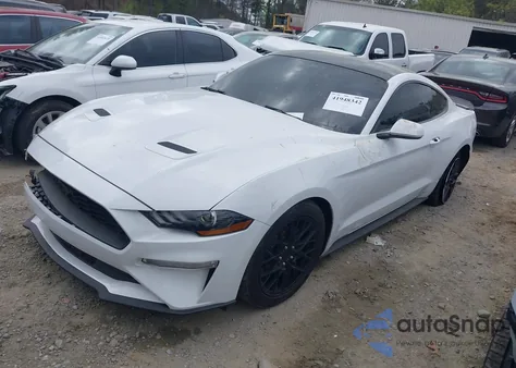 2022 Ford Mustang Ecoboost Premium Fastback z USA, uszkodzony, nr VIN 1FA6P8TH7N5100487
